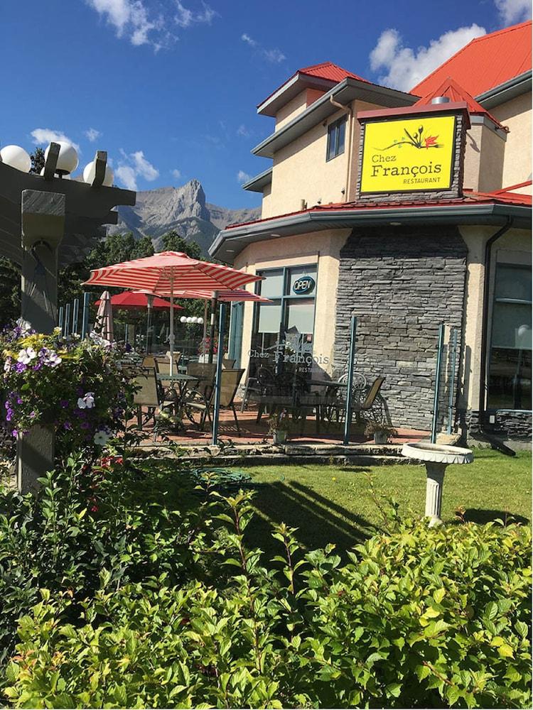 Chateau Canmore Exteriér fotografie